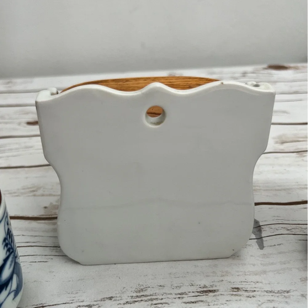 Blue Danube Salt Box Spice Jar Set Blue White Floral‎ Wood Lids 3pc OS